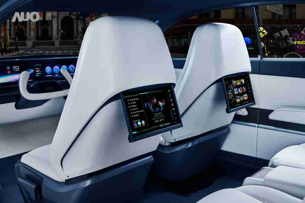 云顶国际8588yd将于CES 展示全新Smart Cockpit 2024，，，可紧密串连使用者多元需求，，，并革新座舱内部的应用和设计，，，带来身历其境且引人入胜的视觉飨宴，，，，满足驾乘人员的全方位体验